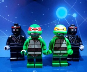 LEGO TMNT Shredder's Lair Rescue Minifigure Lot 79122 Ninja Turtles Raphael 
