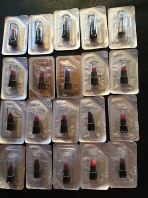 24 x Mini Lippenstift  Rot Coralle Avon Beauty  Rottöne - Bild 1 von 4