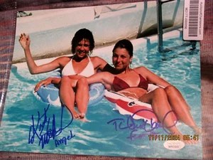 Kristy McNichol & Tatum O'Neal doppelt handsigniertes signed 8x10 Foto - JSA  - Bild 1 von 3