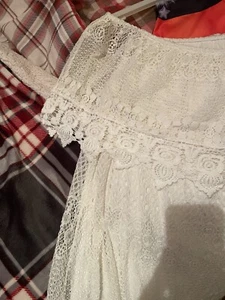 Lace Top - Picture 1 of 2
