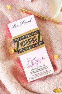 Too Faced Cosmetics Erika Jayne DSL Defined Sexy Lip Kit Brand New - Picture 1 of 2