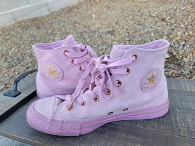 US 8 Womens Rare Pink Suede Converse High Top Chuck Taylor All Star - Image 1 of 4