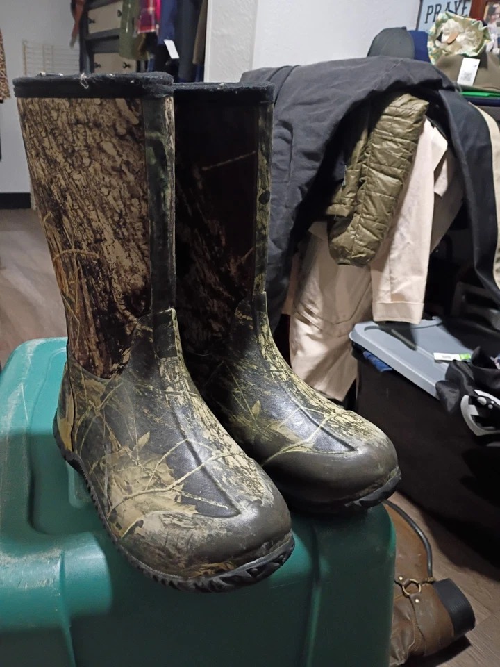 Botas de Caza Clásicas Bogs Sobre Roble Mossy Patrón Camuflado Juvenil Talla 6 Foto 1 de 3