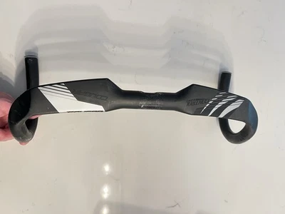 CONTROLTECH Cougar Carbon Aero Handlebar 31.8X420MM - Image 1 of 4