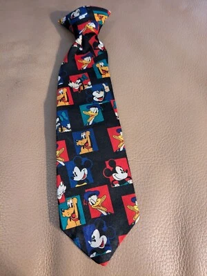 Clip de corbata infantil Mickey Disney And Company 10 1/4" de arriba a abajo Foto 1 de 4