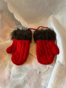 GUANTE DE PUNTO ROJO PARA NIÑA TALLA 6-12 MESES SIN MARCA - Imagen 1 de 1