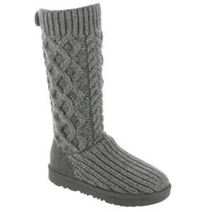 UGG Unisex-Kinder Classic Cardi Zopfmuster Stiefel - Bild 1 von 6