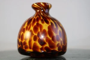 Murano Art Glass Style 3.5" Tall Leopard Amber Tortoiseshell Single Flower Vase - Picture 1 of 8