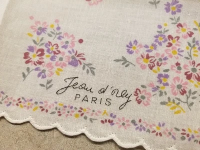 Pañuelo de lino vintage Jeou D'Orly Paris rosa floral/blanco borde festoneado Foto 1 de 3