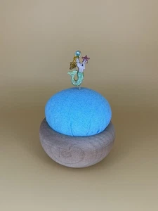 Handmade Counting Pin •Mermaid• Cross Stitch Accessory - Picture 1 of 6