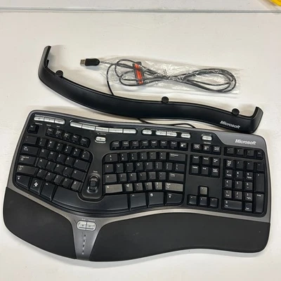 Microsoft Natural Ergonomic Keyboard 4000 v1.0 KU-0462 USB Wired Nice - Image 1 of 4