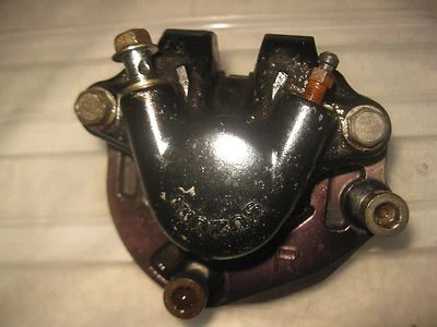 Suzuki 1985 1986 GV700 GL GV Madura 700 front right Brake Caliper - Image 1 of 4