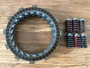 Used KTM 400 625 640 LC4 clutch kit 1998-2007 - Picture 1 of 2