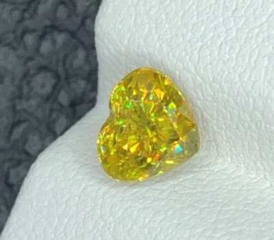 Heart Cut 2.97 Ct + Natural Full Fire Sphene Titanite Gemstone For Jewellery - Image 1 of 4