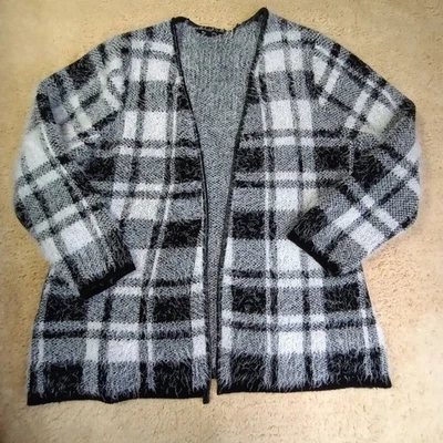 Relativity Women's Plus Sz 1X  B & W Plaid Fuzzy Long Sleeve Open Front Cardigan - Image 1 of 4