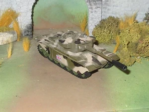 EXCELLENT CORGI DIECAST BRITISH CENTURION TOY TANK IN CAMO AS PICTURED-1973 - Picture 1 of 5