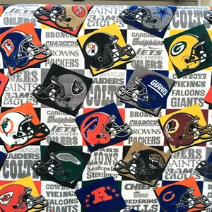 Vintage NFL Football Team Logo Blanket Throw USA - Picture 1 of 12