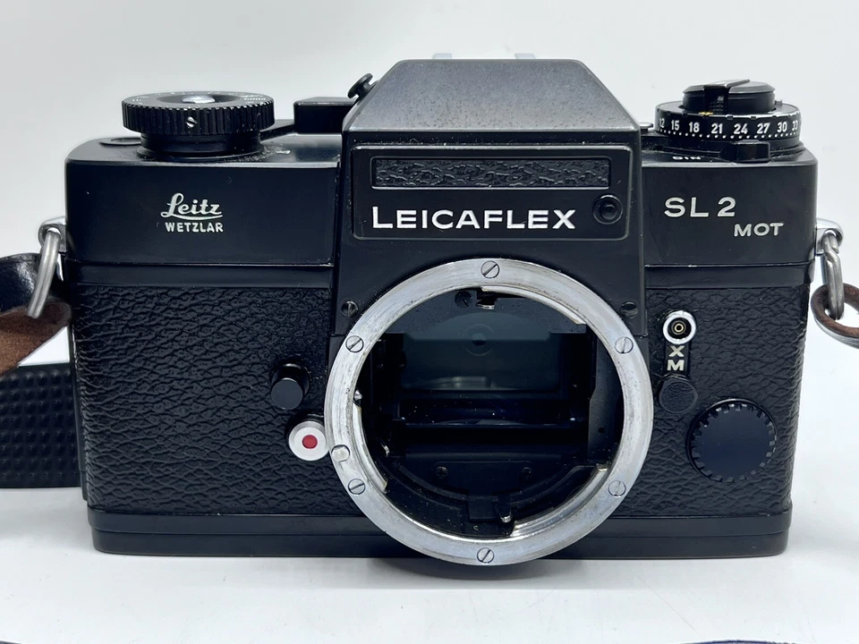 Leitz Leicaflex SL2 Mot Black analoge Spiegelreflexkamera  Gehäuse #1444533-103 - Bild 1 von 4