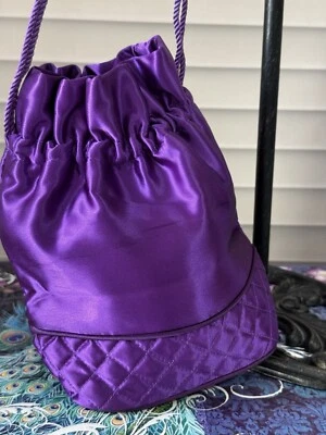 BOLSO CON CORDÓN LIZ CLAIBORNE LINDO LITTLE ROYAL PÚRPURA PARA BOLSO, BOLSO DE MAQUILLAJE++ Foto 1 de 4