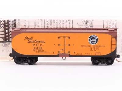 N Scale Micro-Trains MTL 49500 PFE Pacific Fruit Express 40' Wood Reefer #14760 - Image 1 of 4