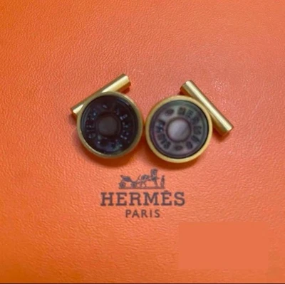 HERMES Serie Manschettenknöpfe rund gold schwarz Kette Metall - Bild 1 von 4