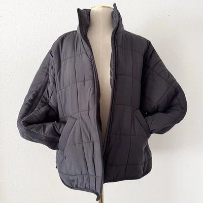 Nueva chaqueta ligera acolchada de gran tamaño HAWKE CO negra para mujer talla mediana $150 Foto 1 de 4