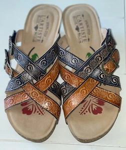 L’ARTISTE Thevana Leather Cork Wedge Sandals Women’s Size 41 - Picture 1 of 6