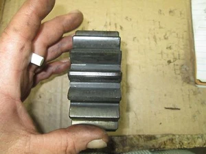 JOHN DEERE A TRANSMISSION DIFFERENTIAL DRIVE PINION GEAR A581R - Picture 1 of 2