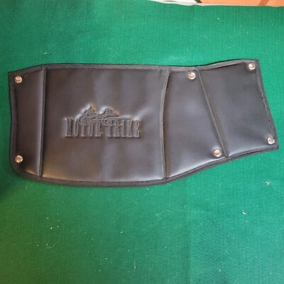 Sujetador guardabarros triciclo motor Foto 1 de 4