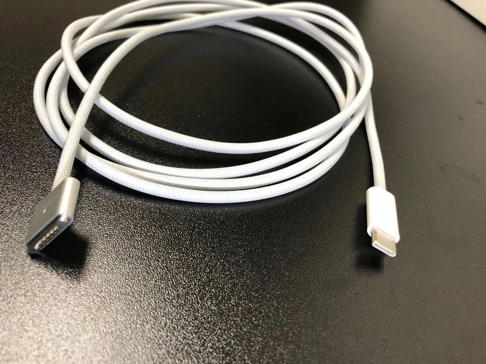 Apple 2m USB-C to MagSafe 3 Power Cable for 2021 APPLE MacBook Pro 14" 16" A2363 - Image 1 of 3