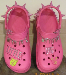 CROCS LITTLE BIG BARBIE PINK SLIP-ONS M10 W/BAND LOGO JIBBITZ & CHARM BRACELETS