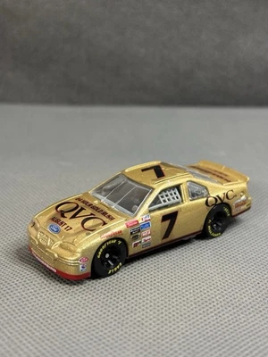 Suelto Geoff Bodine 1997 QVC 24 Horas Fiebre del Oro 1/64 Racing Champions Diecast Foto 1 de 4