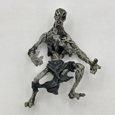 Figura de acción MCFARLANE THE CURSE OF SPAWN 1998 MEDUSA SKELETON MINION 2 Foto 1 de 2