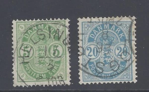 DENMARK 1882 5ö GREEN & 10ö DULL BLUE WITH SMALL FIGURES IN CORNERS SG 88,89 - Picture 1 of 2