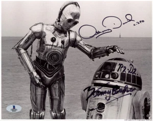 ANTHONY DANIELS KENNY BAKER SIGNED AUTOGRAPHED 8x10 PHOTO STAR WARS OPX BECKETT - Picture 1 of 2