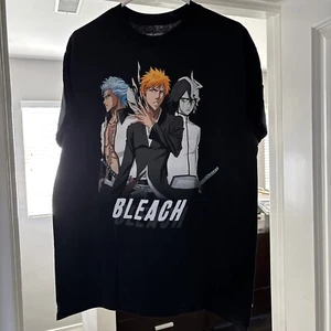 BLEACH TAUSEND JAHRE BLUTKRIEG T-SHIRT GRÖSSE L NEU MIT ETIKETT ICHIGO GRIMMJOW ULQUIORRA - Bild 1 von 4