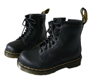 DR MARTENS AirWair Bouncing Soles Leather TODDLER Boots 15373 Size 8 NEW - Picture 1 of 7