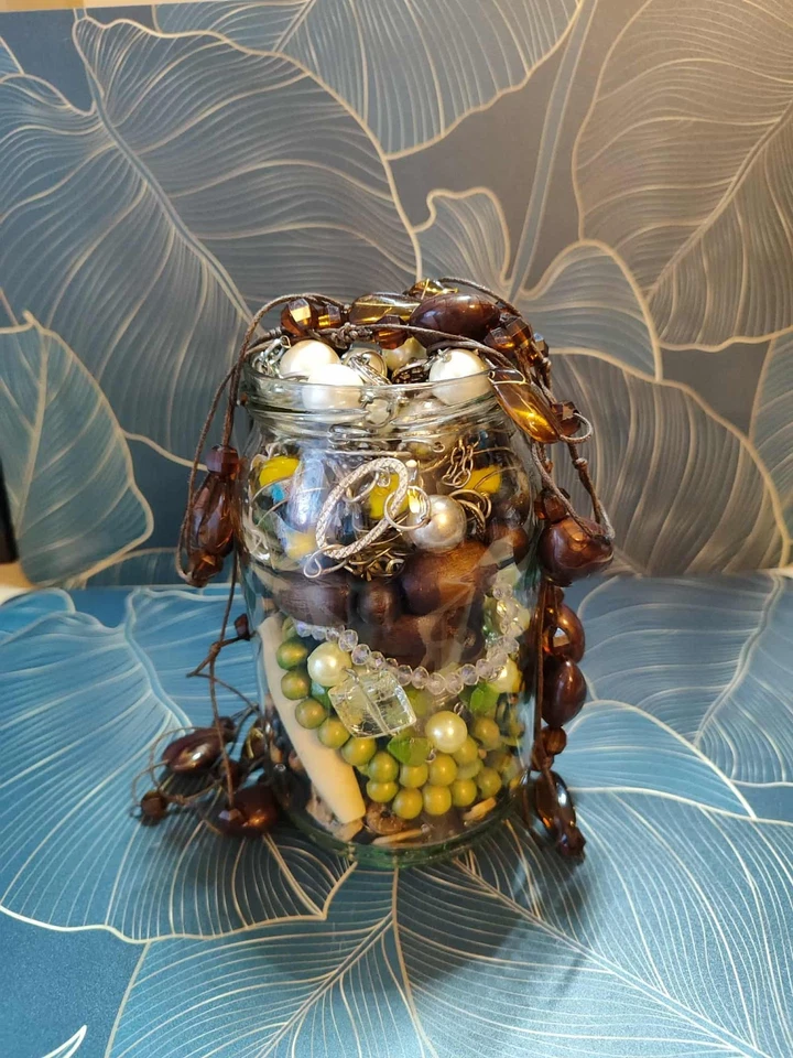 Geschenk 🎁🎁Mystery Überraschungs-Schmuckglas – nur 10 €🎁🎁 - Bild 1 von 1