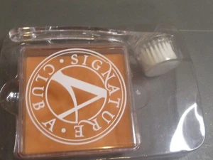 Pastel y cepillo limpiador de glicerina en espuma naranja vainilla Signature Club A 5,9 oz - Imagen 1 de 3