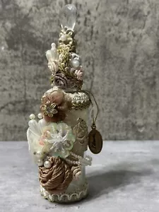 Katherine's collection Perfume Bottle, Wayne Kleski Pearls Lace - Picture 1 of 10