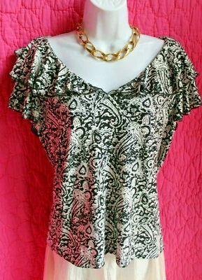 Camiseta AMERICAN LIVING preta branca paisley manga gorro tripla com babados tamanho G  - Imagem 1 de 4