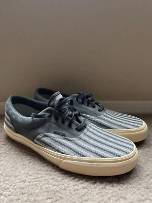Vans Authentic Italian Woven Men's Low Top Skate Shoes 11 US Striped Sneakers - Image 1 of 4