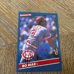 AUTOGRAPHED. 1986 Donruss BO DIAZ.  (DEC. 1990)