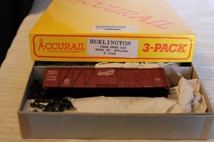 HO Scale Accurail, 3 Pack, 40' Wood Box Car, Burlington, CB&Q FW&D C&S, #3308 - Picture 1 of 3