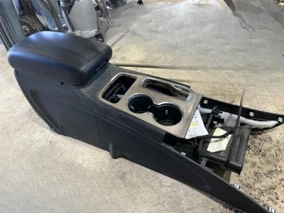 2014-2017 Jeep Grand Cherokee Floor Center Console Assembly W/O Shifter Black - Imagem 1 de 3