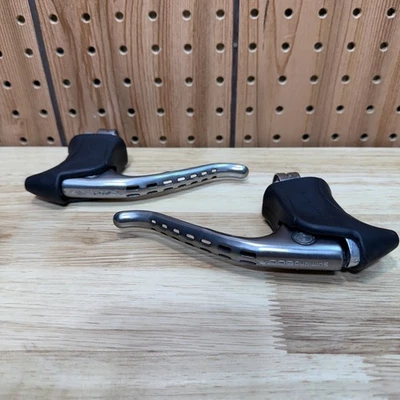 Par de palancas de freno Shimano 600 BL-6208 caña no aerodinámica Creek negras Foto 1 de 4