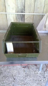 Scatola contenitore in metallo a bocca di lupo - arredo vintage anni 70 - Foto 1 di 3