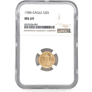Año 1986 1/10 OZ Águila De Oro Americana G$5 NGC MS69 Primer Año De Emisión - Imagen 1 de 6