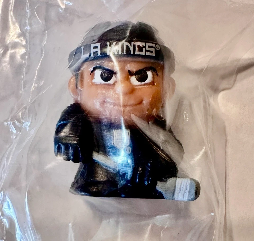 2021 NHL Teenymates Series 7 Los Angeles Kings SEALED PACKAGE - Image 1 of 1