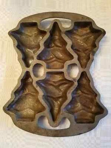 Molde para hornear árbol de Navidad de hierro fundido vintage para 6 árboles - Imagen 1 de 2